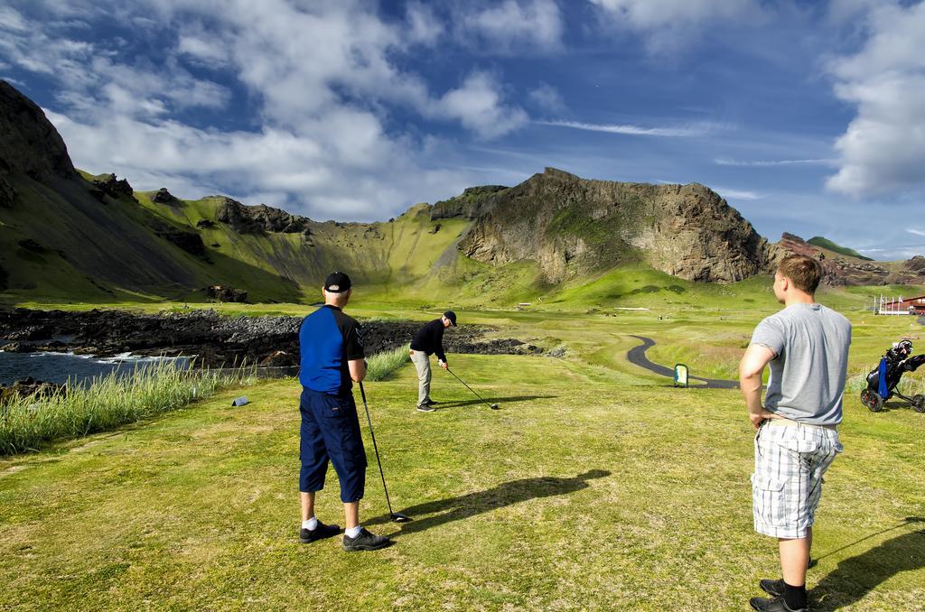 Guesthouse Sunnuhóll Vestmannaeyjar Exterior foto